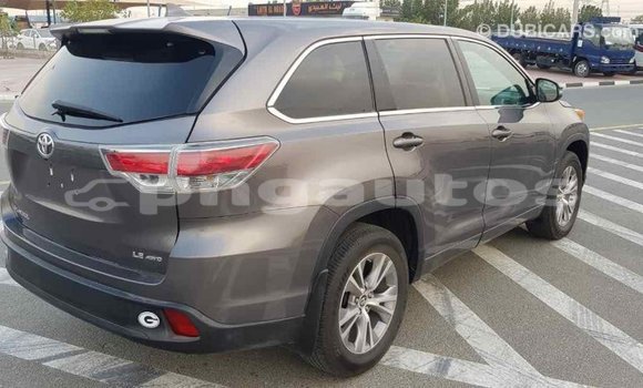 Buy Import Toyota Highlander Other Car in Import - Dubai in Enga Buy Import Toyota Highlander Other Car in Import - Dubai in Enga