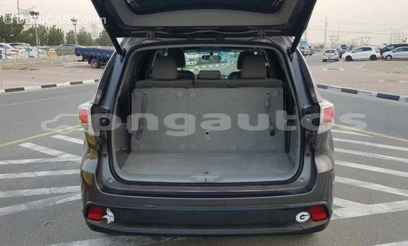 Buy Import Toyota Highlander Other Car in Import - Dubai in Enga Buy Import Toyota Highlander Other Car in Import - Dubai in Enga