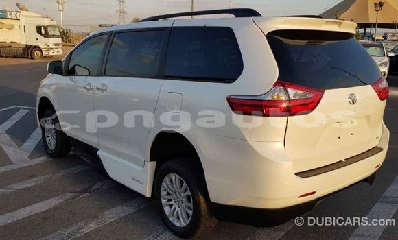 Buy Import Toyota Sienna White Car in Import - Dubai in Enga Buy Import Toyota Sienna White Car in Import - Dubai in Enga