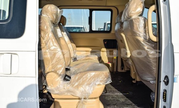 Acheter Import Voiture Hyundai Accent Blanc à Import - Dubai, Enga Acheter Import Voiture Hyundai Accent Blanc à Import - Dubai, Enga