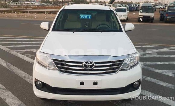 Buy Import Toyota Fortuner White Car in Import - Dubai in Enga Buy Import Toyota Fortuner White Car in Import - Dubai in Enga