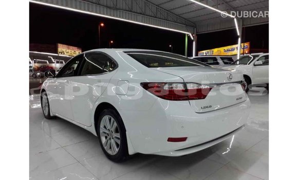 Buy Import Lexus ES White Car in Import - Dubai in Enga Buy Import Lexus ES White Car in Import - Dubai in Enga