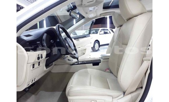 Buy Import Lexus ES White Car in Import - Dubai in Enga Buy Import Lexus ES White Car in Import - Dubai in Enga