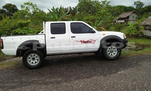 Acheter Occasion Voiture Nissan Navara Blanc à Port Moresby, National Capital District Acheter Occasion Voiture Nissan Navara Blanc à Port Moresby, National Capital District