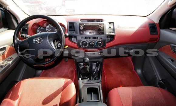 Buy Import Toyota Hilux Red Car in Import - Dubai in Enga Buy Import Toyota Hilux Red Car in Import - Dubai in Enga
