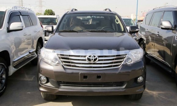 Buy Import Toyota Fortuner Other Car in Import - Dubai in Enga Buy Import Toyota Fortuner Other Car in Import - Dubai in Enga