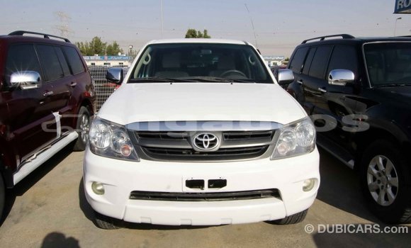 Buy Import Toyota Fortuner White Car in Import - Dubai in Enga Buy Import Toyota Fortuner White Car in Import - Dubai in Enga