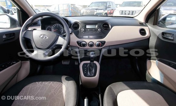 Buy Import Hyundai i10 White Car in Import - Dubai in Enga Buy Import Hyundai i10 White Car in Import - Dubai in Enga