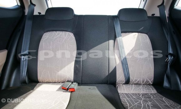 Buy Import Hyundai i10 White Car in Import - Dubai in Enga Buy Import Hyundai i10 White Car in Import - Dubai in Enga