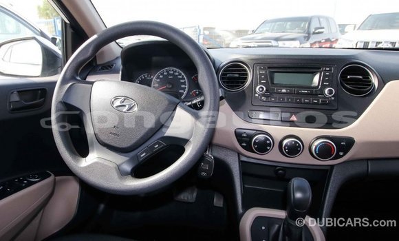 Buy Import Hyundai i10 White Car in Import - Dubai in Enga Buy Import Hyundai i10 White Car in Import - Dubai in Enga