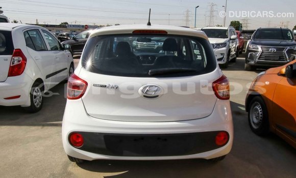 Buy Import Hyundai i10 White Car in Import - Dubai in Enga Buy Import Hyundai i10 White Car in Import - Dubai in Enga