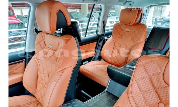 Buy Import Toyota Land Cruiser Black Car in Import - Dubai in Enga Buy Import Toyota Land Cruiser Black Car in Import - Dubai in Enga