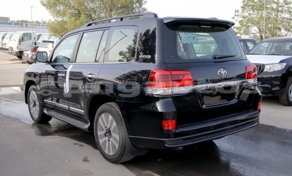 Buy Import Toyota Land Cruiser Black Car in Import - Dubai in Enga Buy Import Toyota Land Cruiser Black Car in Import - Dubai in Enga