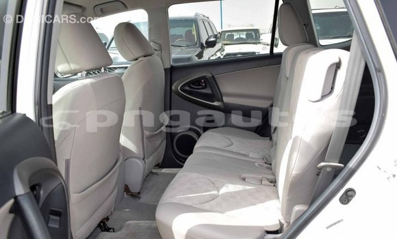 Buy Import Toyota 4Runner White Car in Import - Dubai in Enga Buy Import Toyota 4Runner White Car in Import - Dubai in Enga
