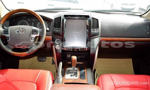Buy Import Toyota Land Cruiser Black Car in Import - Dubai in Enga Buy Import Toyota Land Cruiser Black Car in Import - Dubai in Enga