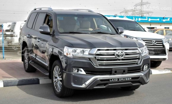 Buy Import Toyota Land Cruiser Other Car in Import - Dubai in Enga Buy Import Toyota Land Cruiser Other Car in Import - Dubai in Enga