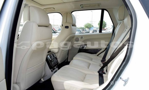 Buy Import Land Rover Range Rover White Car in Import - Dubai in Enga Buy Import Land Rover Range Rover White Car in Import - Dubai in Enga