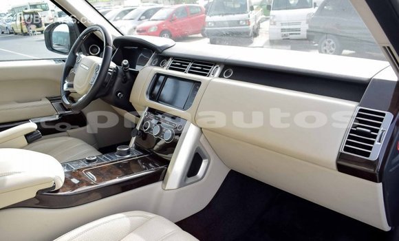 Buy Import Land Rover Range Rover White Car in Import - Dubai in Enga Buy Import Land Rover Range Rover White Car in Import - Dubai in Enga