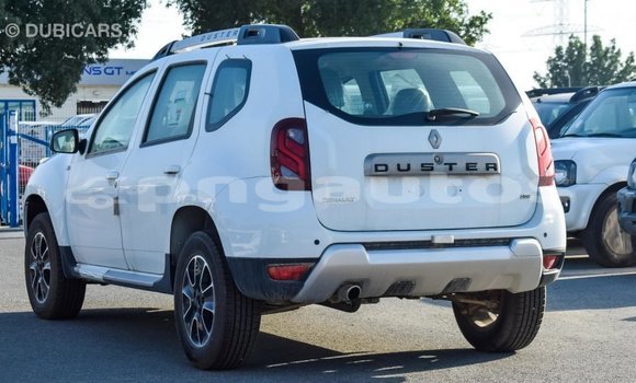 Buy Import Renault Duster White Car in Import - Dubai in Enga