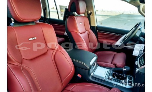 Buy Import Toyota Land Cruiser Black Car in Import - Dubai in Enga Buy Import Toyota Land Cruiser Black Car in Import - Dubai in Enga