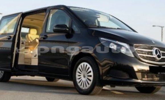 Buy Import Mercedes-Benz 250 Black Car in Import - Dubai in Enga