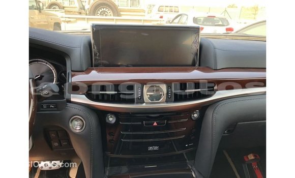 Buy Import Lexus LX White Car in Import - Dubai in Enga Buy Import Lexus LX White Car in Import - Dubai in Enga