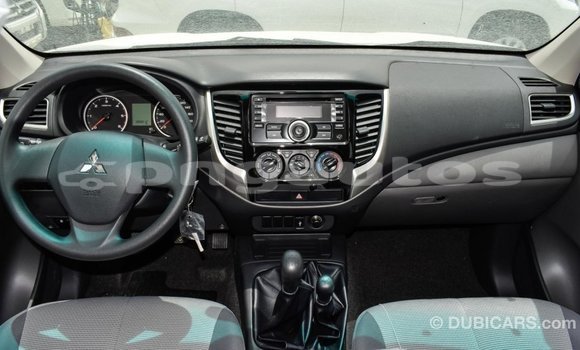 Buy Import Mitsubishi L200 Other Car in Import - Dubai in Enga Buy Import Mitsubishi L200 Other Car in Import - Dubai in Enga