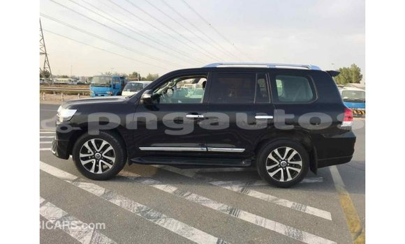 Buy Import Toyota Land Cruiser Black Car in Import - Dubai in Enga Buy Import Toyota Land Cruiser Black Car in Import - Dubai in Enga