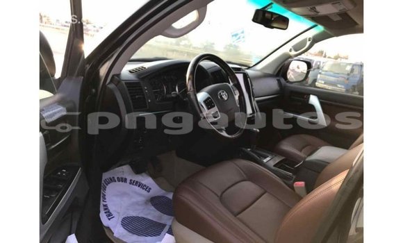 Buy Import Toyota Land Cruiser Black Car in Import - Dubai in Enga Buy Import Toyota Land Cruiser Black Car in Import - Dubai in Enga