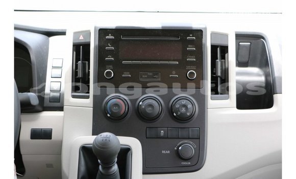 Buy Import Toyota Hiace White Car in Import - Dubai in Enga Buy Import Toyota Hiace White Car in Import - Dubai in Enga