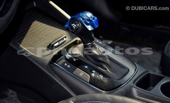 Acheter Import Voiture Kia Cerato Blanc à Import - Dubai, Enga Acheter Import Voiture Kia Cerato Blanc à Import - Dubai, Enga