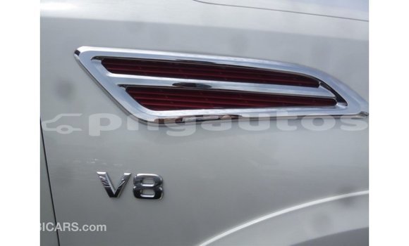 Buy Import Nissan Patrol White Car in Import - Dubai in Enga Buy Import Nissan Patrol White Car in Import - Dubai in Enga