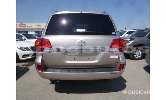 Buy Import Toyota Land Cruiser Other Car in Import - Dubai in Enga Buy Import Toyota Land Cruiser Other Car in Import - Dubai in Enga