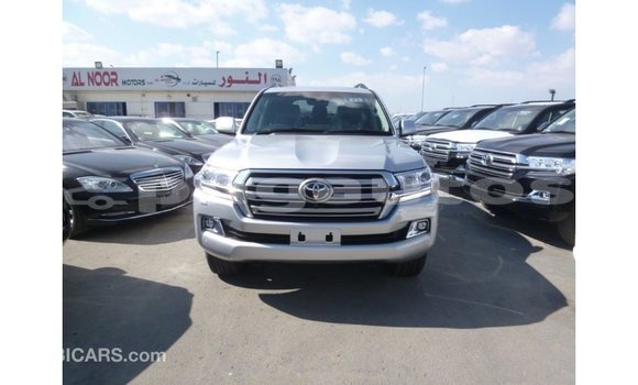 Buy Import Toyota Land Cruiser Other Car in Import - Dubai in Enga Buy Import Toyota Land Cruiser Other Car in Import - Dubai in Enga