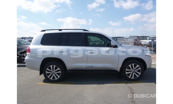 Buy Import Toyota Land Cruiser Other Car in Import - Dubai in Enga Buy Import Toyota Land Cruiser Other Car in Import - Dubai in Enga