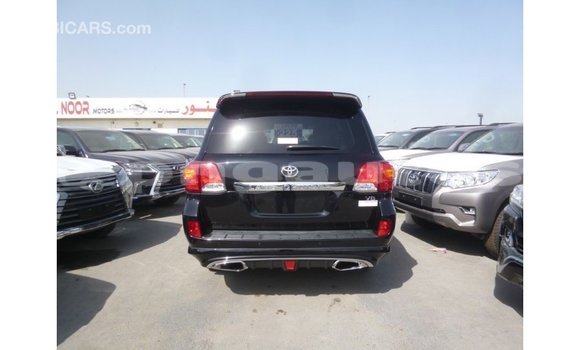 Buy Import Toyota Land Cruiser Black Car in Import - Dubai in Enga Buy Import Toyota Land Cruiser Black Car in Import - Dubai in Enga