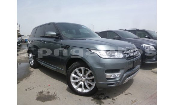 Buy Import Land Rover Range Rover Green Car in Import - Dubai in Enga