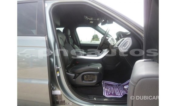 Buy Import Land Rover Range Rover Green Car in Import - Dubai in Enga Buy Import Land Rover Range Rover Green Car in Import - Dubai in Enga