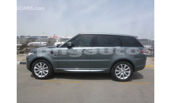 Buy Import Land Rover Range Rover Green Car in Import - Dubai in Enga Buy Import Land Rover Range Rover Green Car in Import - Dubai in Enga