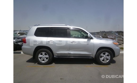 Buy Import Toyota Land Cruiser Other Car in Import - Dubai in Enga Buy Import Toyota Land Cruiser Other Car in Import - Dubai in Enga