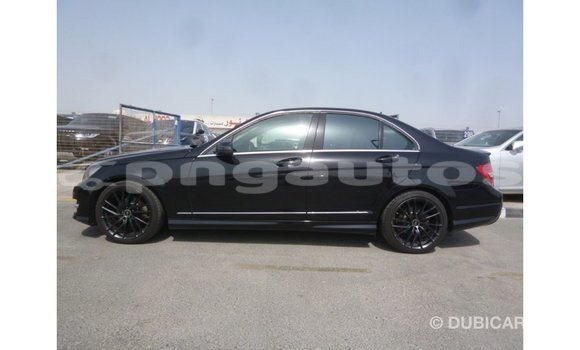 Buy Import Mercedes-Benz 190 Black Car in Import - Dubai in Enga Buy Import Mercedes-Benz 190 Black Car in Import - Dubai in Enga