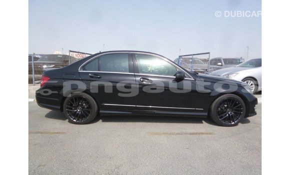 Buy Import Mercedes-Benz 190 Black Car in Import - Dubai in Enga Buy Import Mercedes-Benz 190 Black Car in Import - Dubai in Enga