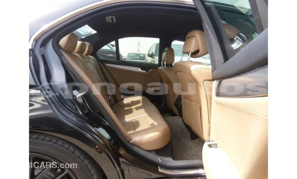 Buy Import Mercedes-Benz 190 Black Car in Import - Dubai in Enga Buy Import Mercedes-Benz 190 Black Car in Import - Dubai in Enga