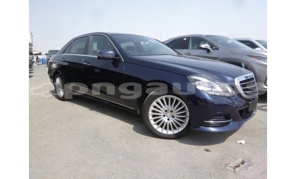 Buy Import Mercedes-Benz 200 Blue Car in Import - Dubai in Enga