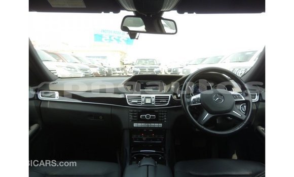 Buy Import Mercedes-Benz 200 Blue Car in Import - Dubai in Enga Buy Import Mercedes-Benz 200 Blue Car in Import - Dubai in Enga