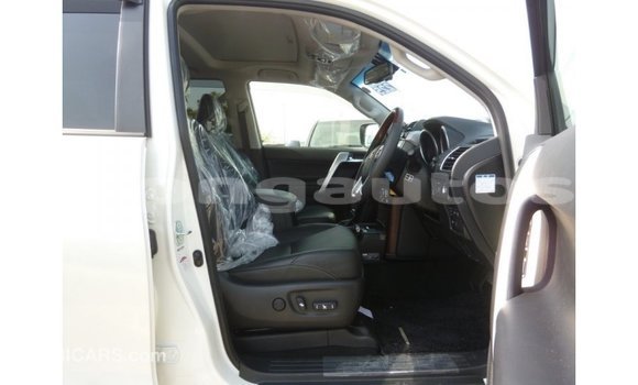Buy Import Toyota Prado White Car in Import - Dubai in Enga Buy Import Toyota Prado White Car in Import - Dubai in Enga