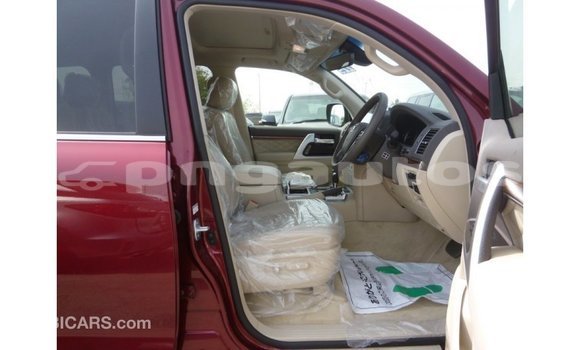 Buy Import Toyota Land Cruiser Other Car in Import - Dubai in Enga Buy Import Toyota Land Cruiser Other Car in Import - Dubai in Enga