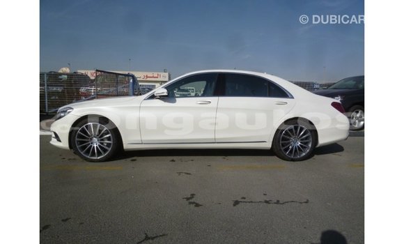Buy Import Mercedes-Benz 190 White Car in Import - Dubai in Enga Buy Import Mercedes-Benz 190 White Car in Import - Dubai in Enga