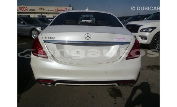 Buy Import Mercedes-Benz 190 White Car in Import - Dubai in Enga Buy Import Mercedes-Benz 190 White Car in Import - Dubai in Enga