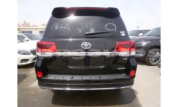 Buy Import Toyota Land Cruiser Black Car in Import - Dubai in Enga Buy Import Toyota Land Cruiser Black Car in Import - Dubai in Enga
